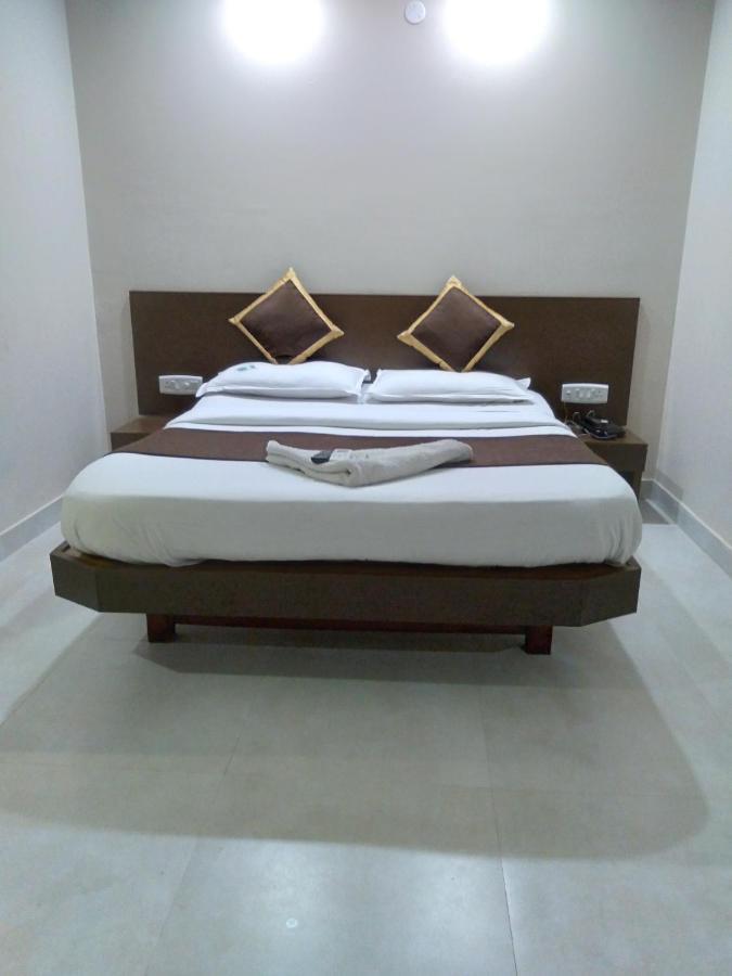 Hotel Aiba Regency Coimbatore Extérieur photo