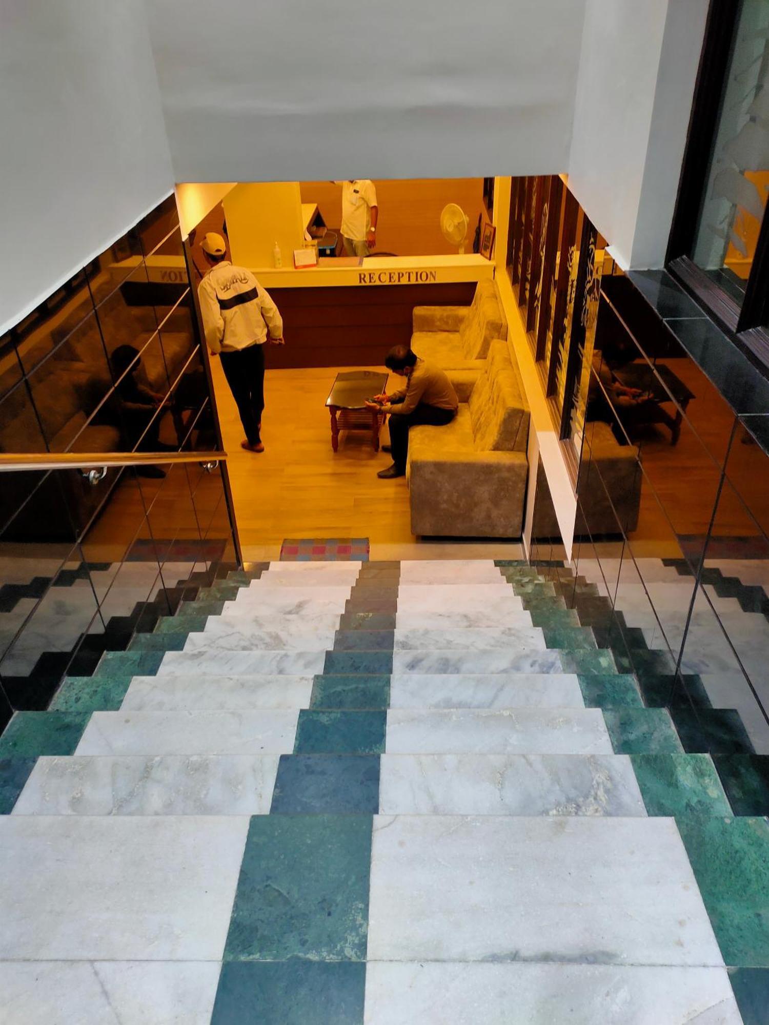 Hotel Aiba Regency Coimbatore Extérieur photo