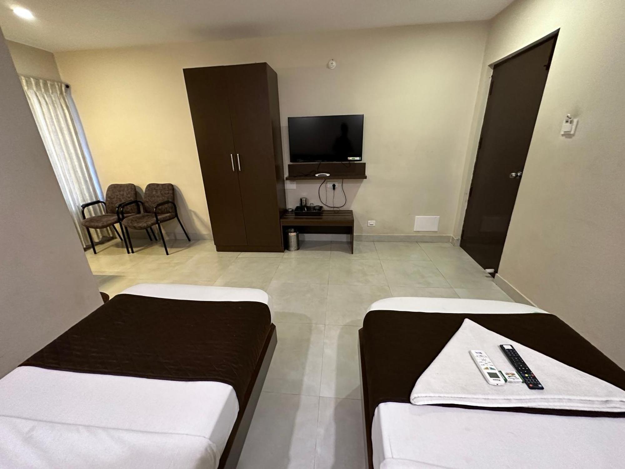 Hotel Aiba Regency Coimbatore Extérieur photo