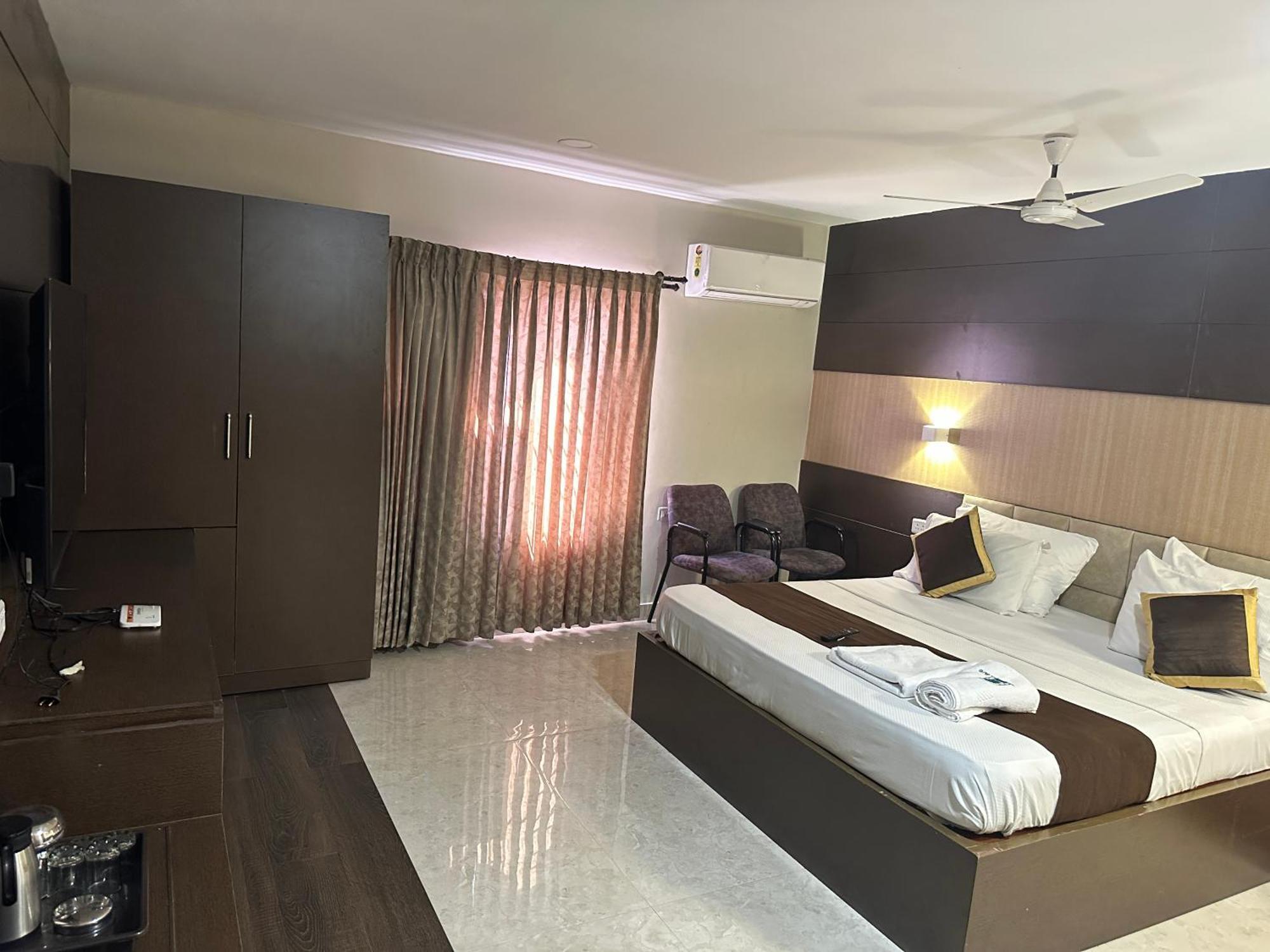Hotel Aiba Regency Coimbatore Extérieur photo